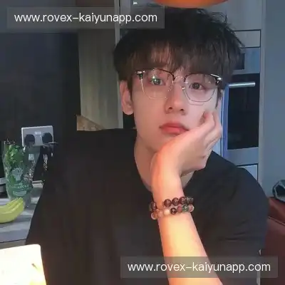 韦心诚